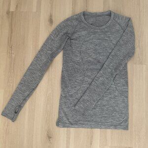 Lululemon Swiftly Tech long sleeve.  Size 8 Gray
